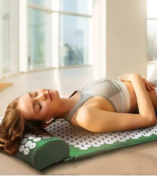 Premium Acupressure Massage Mat – Spike Cushion for Stress Relief
